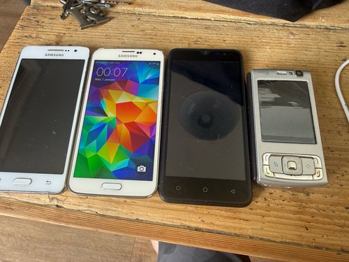 Samsung galaxy joblot faulty - samsung,