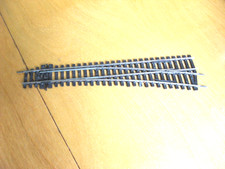 peco code 75 streamline medium right hand point for oo gauge model railway