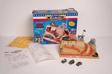 Vintage 1990 Micro Machines Military Battle Fortress playset Galoob GC