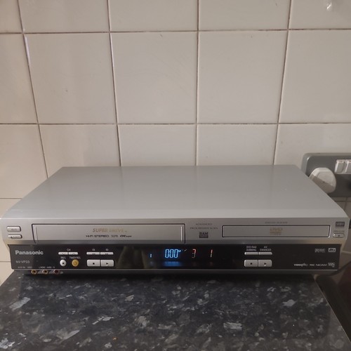 Panasonic vp33 vhs dvd - panasonic, nv-vp33