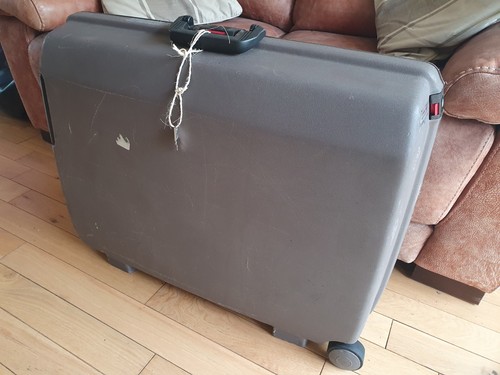Samsonite hardshell suitcase - samsonite,