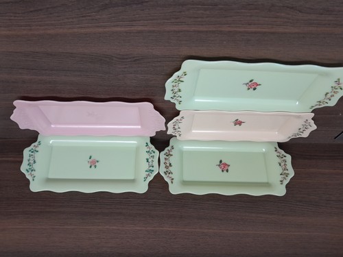 Five rectangular serving - five,