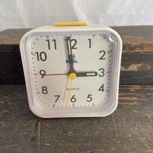 Vintage pearl quartz alarm - pearl,