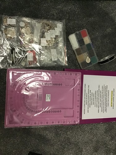 Jewellery maker design - jewellery, tray