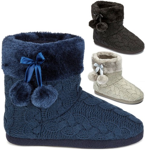Ladies womens pom - pom, knitted