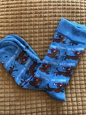 MENS LADIES XMAS SANTA HATS DACHSHUND SAUSAGE DOG SNOW BLUE SOCKS ONE SIZE BN