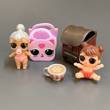 Baby IN THE WOODS & Kitty