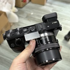 Sony Alpha NEX-7 24.3 MP