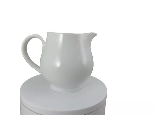 White ceramic waterside fine - ceramic,
