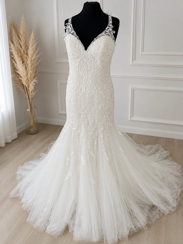 Signature alfred angelo - signature, by
