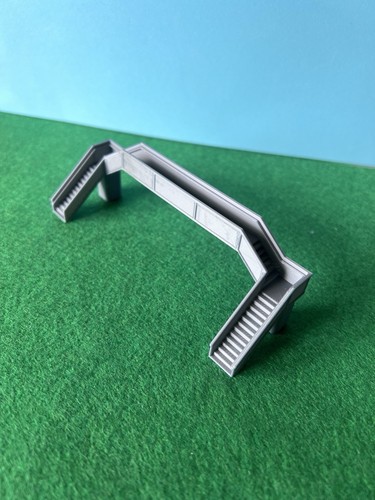 Gauge triple track platform - track,