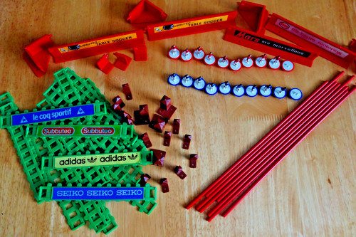 Vintage subbuteo lot bits - of,