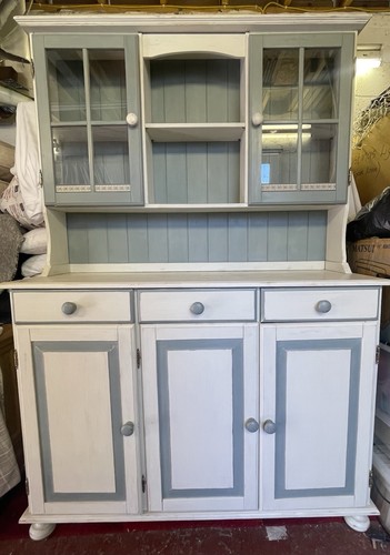 Shabby chic display cabinet - shabby,