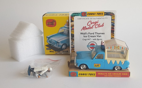 Corgi model club - model, 447