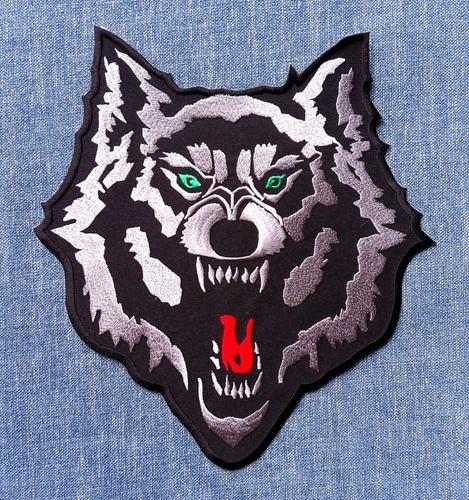 Large wolf head - large, back