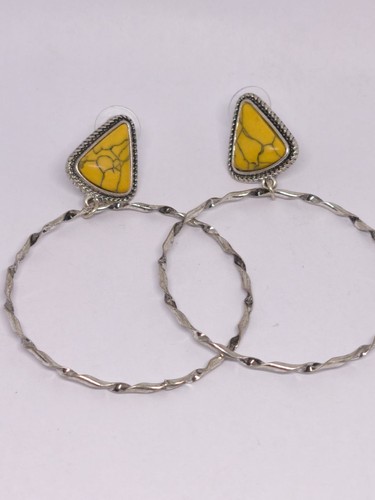 Vintage silver tone hoop - vintage,
