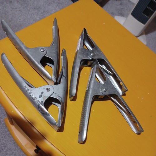 Market stall clips - stall, metal