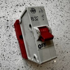 Old Style WYLEX 32A B type MCB CIRCUIT BREAKER PUSH PLUG IN 60898 +Fuse Carrier 