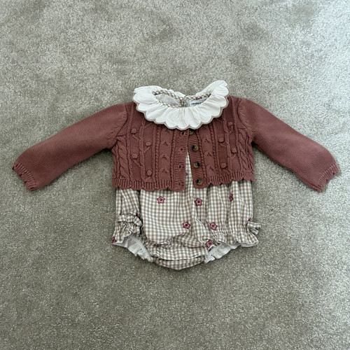 Cupcakes and cashmere girls - cupcakes,