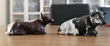2x Vintage Metal Toy Cows
