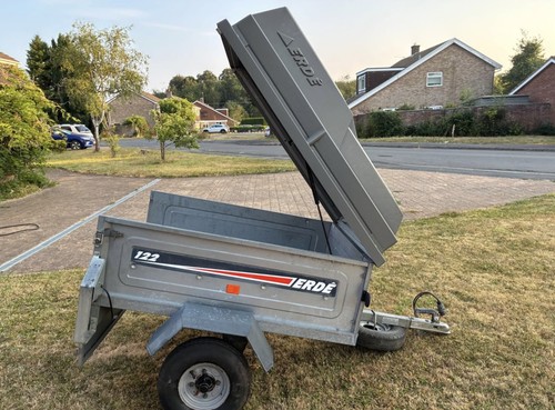 Erde 122 trailer with hard - erde,