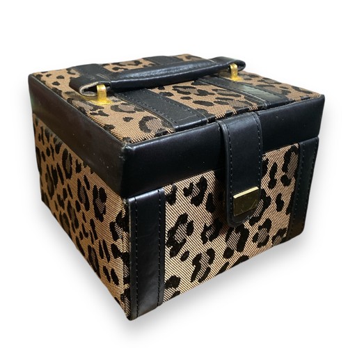 Tuscan designs storage - tuscan,