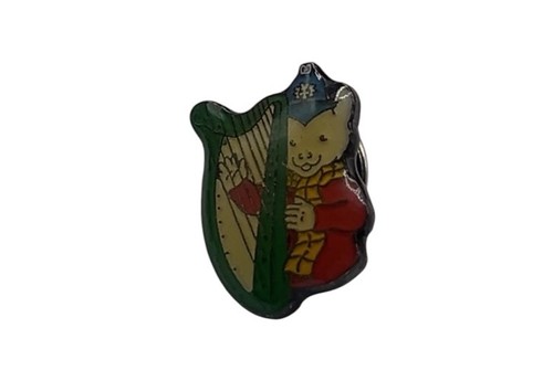 Rupert bear enamel pin - rupert, badge