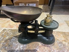 CAST SCALES WITH WEIGHTS