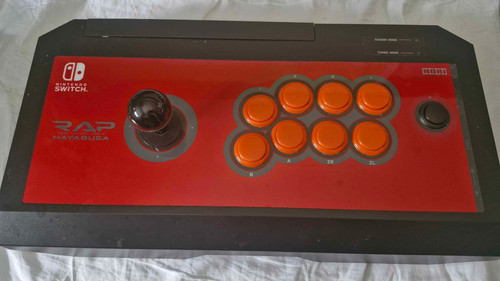 Hori pro fight stick used - fight,