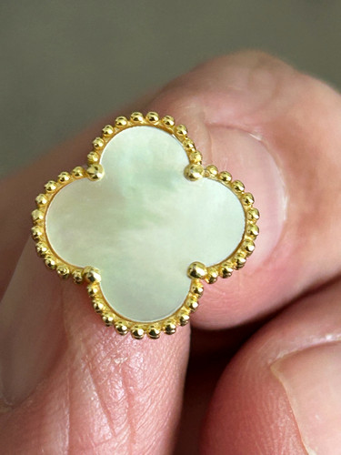 Single earring van - earring, &