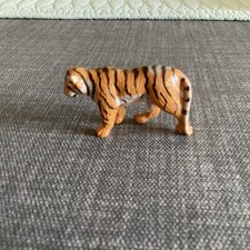 Corgi 1139 Scammell Chipperfields Circus Menagerie Standing Tiger figure only.