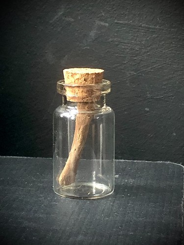 Jar rabbit bone - bone., small