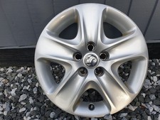 One Genuine Vauxhall Zafira B