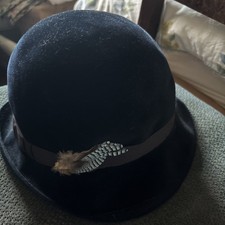 Vintage Dark Blue Velvet Henry Heath Ladies Hat with Jay Feathers 