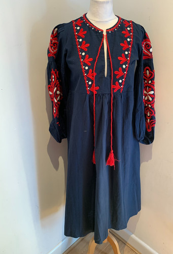 Zara navy embroidered - embroidered, midi