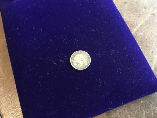Solid silver 1917 three pence - silver,