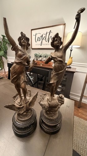 Antique french le - french, “le