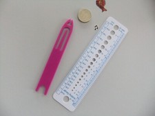 1 Pom Pom Frame Inkle Tatting