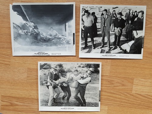 John wayne us 8x10 stills - -,