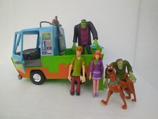Scooby Doo & the Mystery Machine ~ Ghost Patrol with 5 Figures  ~ 2005