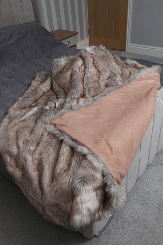 White grey fleck peach - fleck,