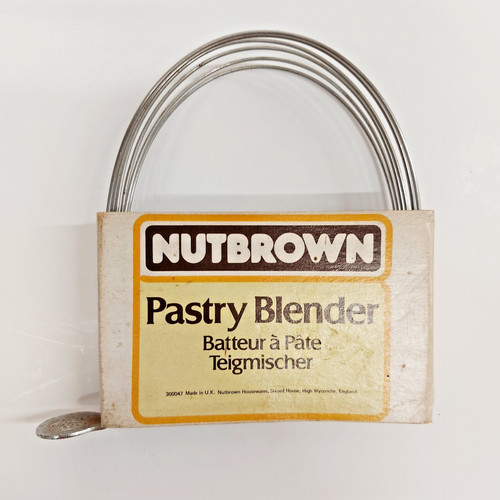 Vintage nutbrown pastry - nutbrown,