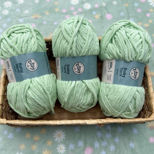 Aldi crafty baby - so, yarn