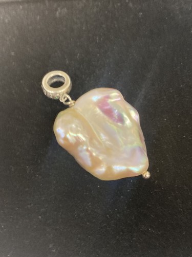 Large baroque freshwater - large,