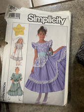 Simplicity 8520 sewing