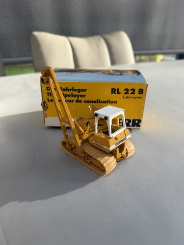 Pipe layer liebherr - 22,