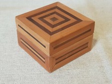 Small Square Straw Trinket Box. Two Color Wooden Jewelry Box, Storage Box