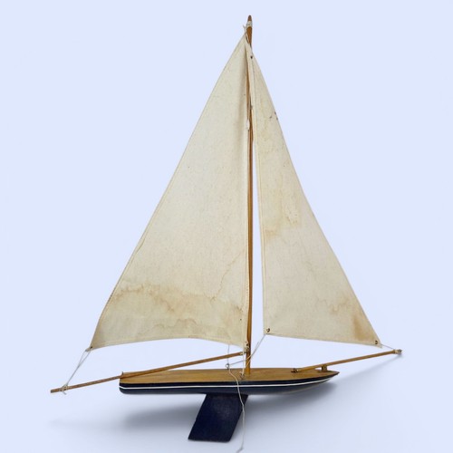 Vintage wood pond - pond, yacht