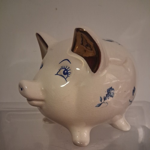 Vintage wade smiling - vintage, pig