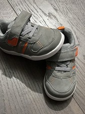 Trainers Super Cute Size 4